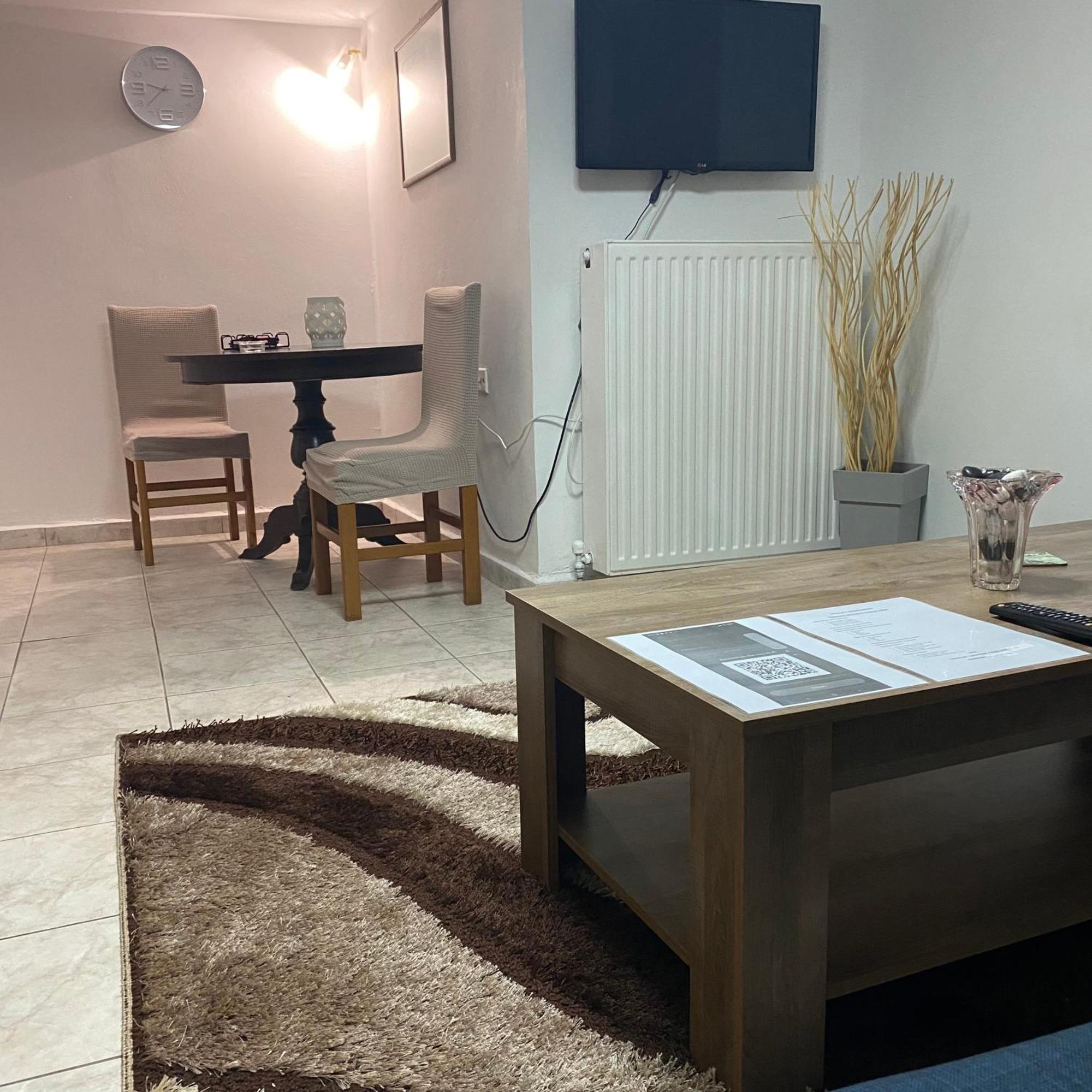 Stella'S Apartment Mytilíni Екстериор снимка